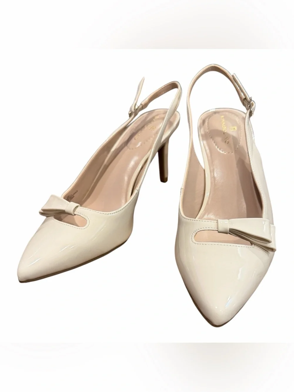 Bandolino Ivory Slingback Pointed-Toe Heels with Bow